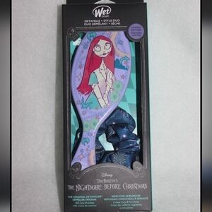 Wet Brush The Nightmare Before Christmas Detangle Brush & Scrunchie - Sally